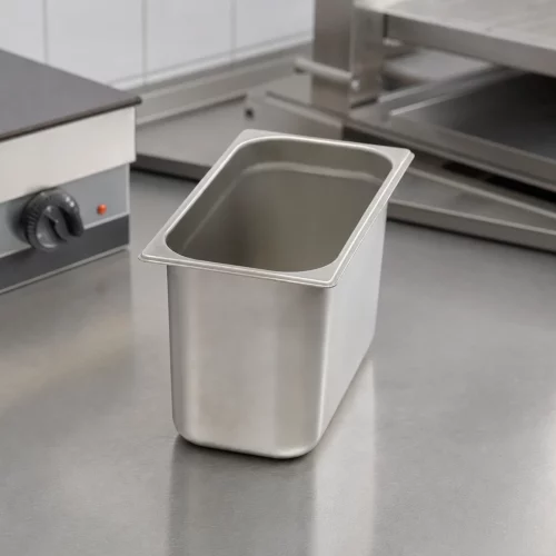 Gastro Gastronormbehälter - 1/3 GN - 20 cm Tief - Edelstahl im professionellen Einsatz