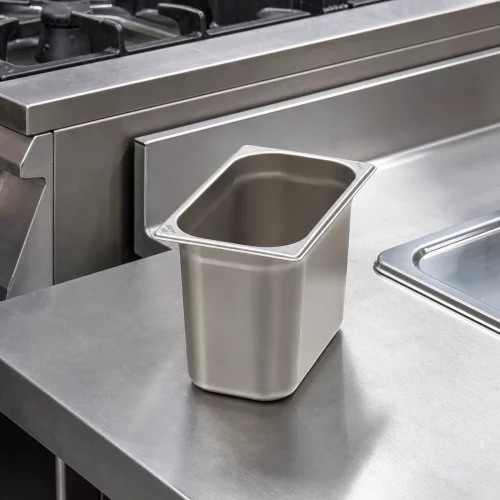 Gastro Gastronormbehälter - 1/4 GN - 20 cm Tief - Edelstahl im professionellen Einsatz